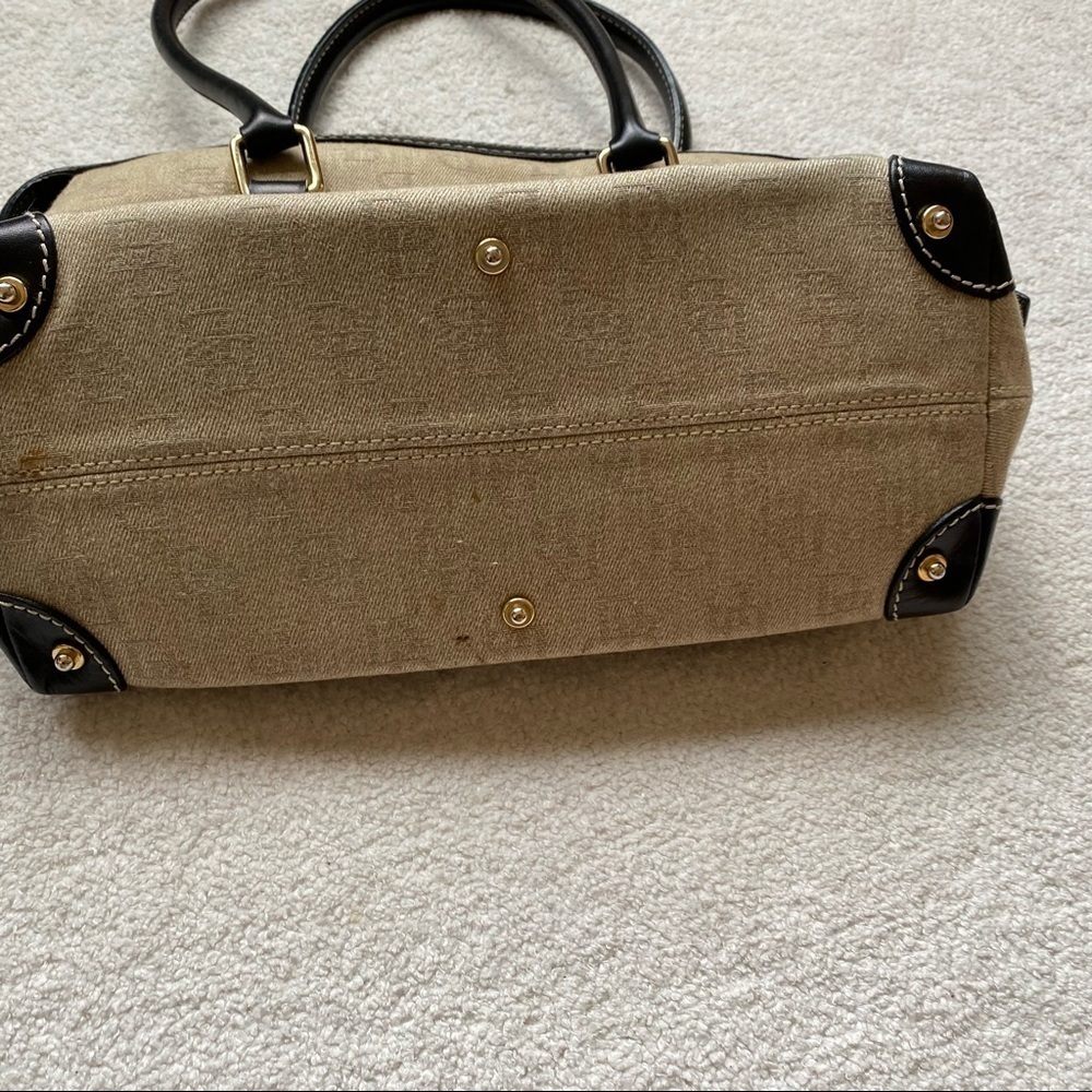 Dooney&Bourke signature Handbag - Picture 6 of 16